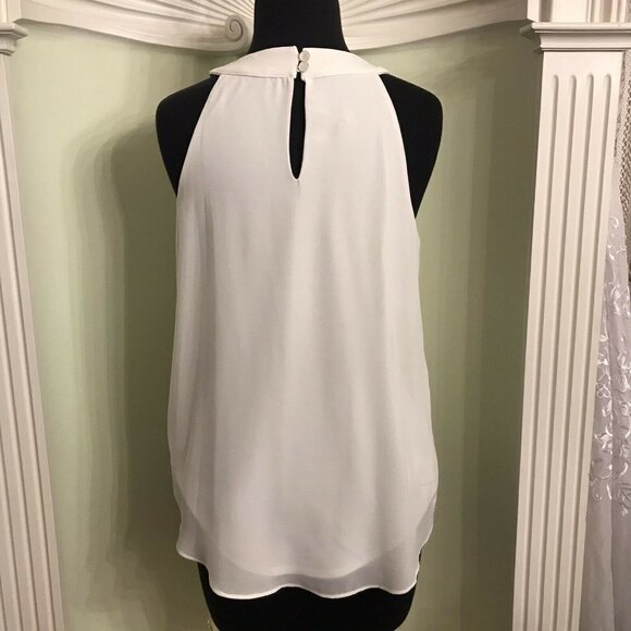 A. Byer. Size Medium. Layered Semi Sheer Key Hole Top w/ Aztec Neck Detail B22 - Picture 4 of 6